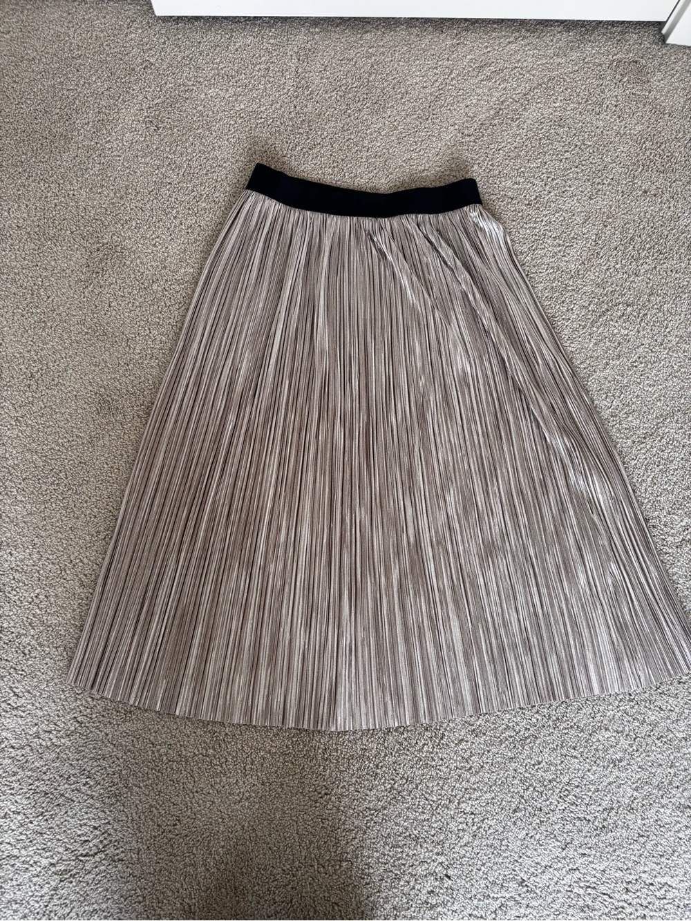 Pleated Metallic Taupe Midi Skirt with Black Waistband